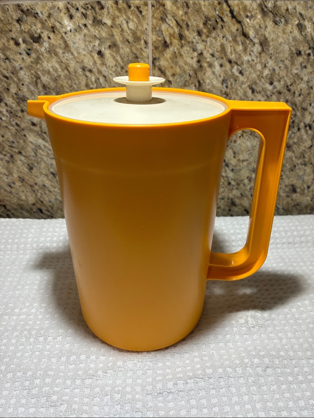 Tupperware Pitcher with Lid